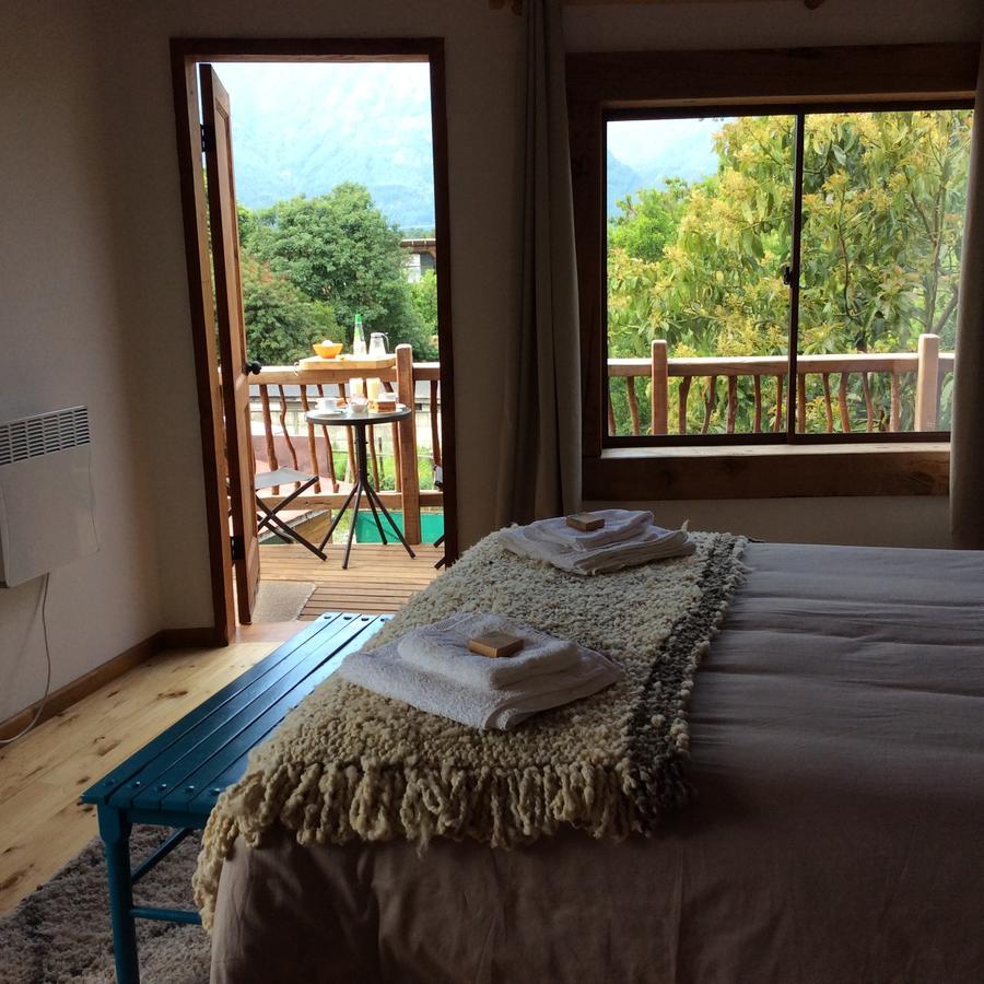 Rio Libre Pucon Party Hostel ภายนอก รูปภาพ