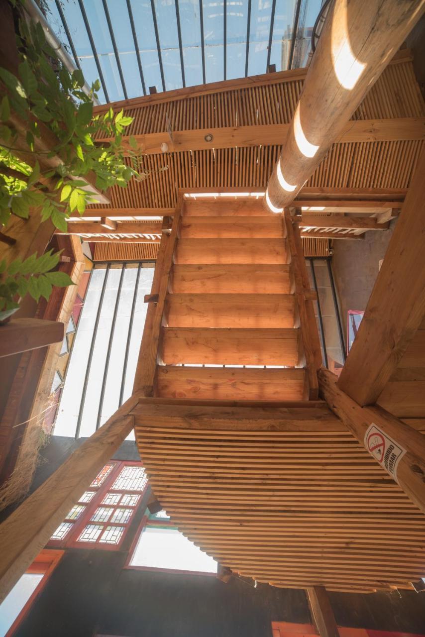 Rio Libre Pucon Party Hostel ภายนอก รูปภาพ
