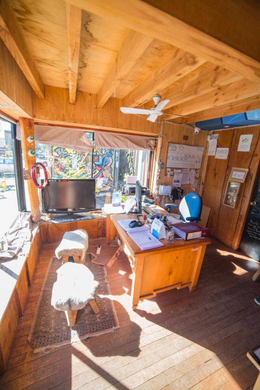 Rio Libre Pucon Party Hostel ภายนอก รูปภาพ